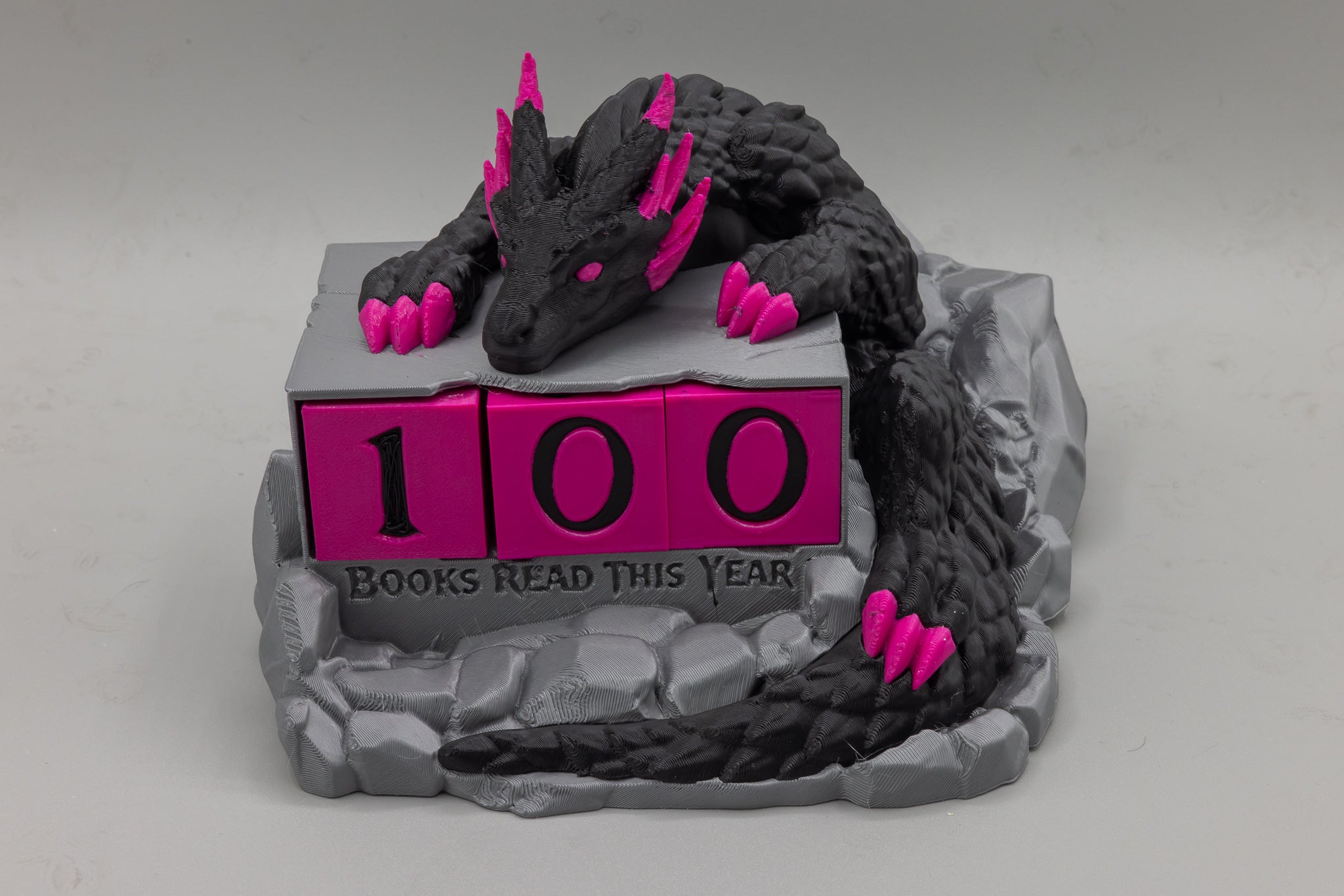 Dragon Reading Hoard Book Counter — Pink Hoard variant with hot pink accent dice, 3D printed by MacPack3D