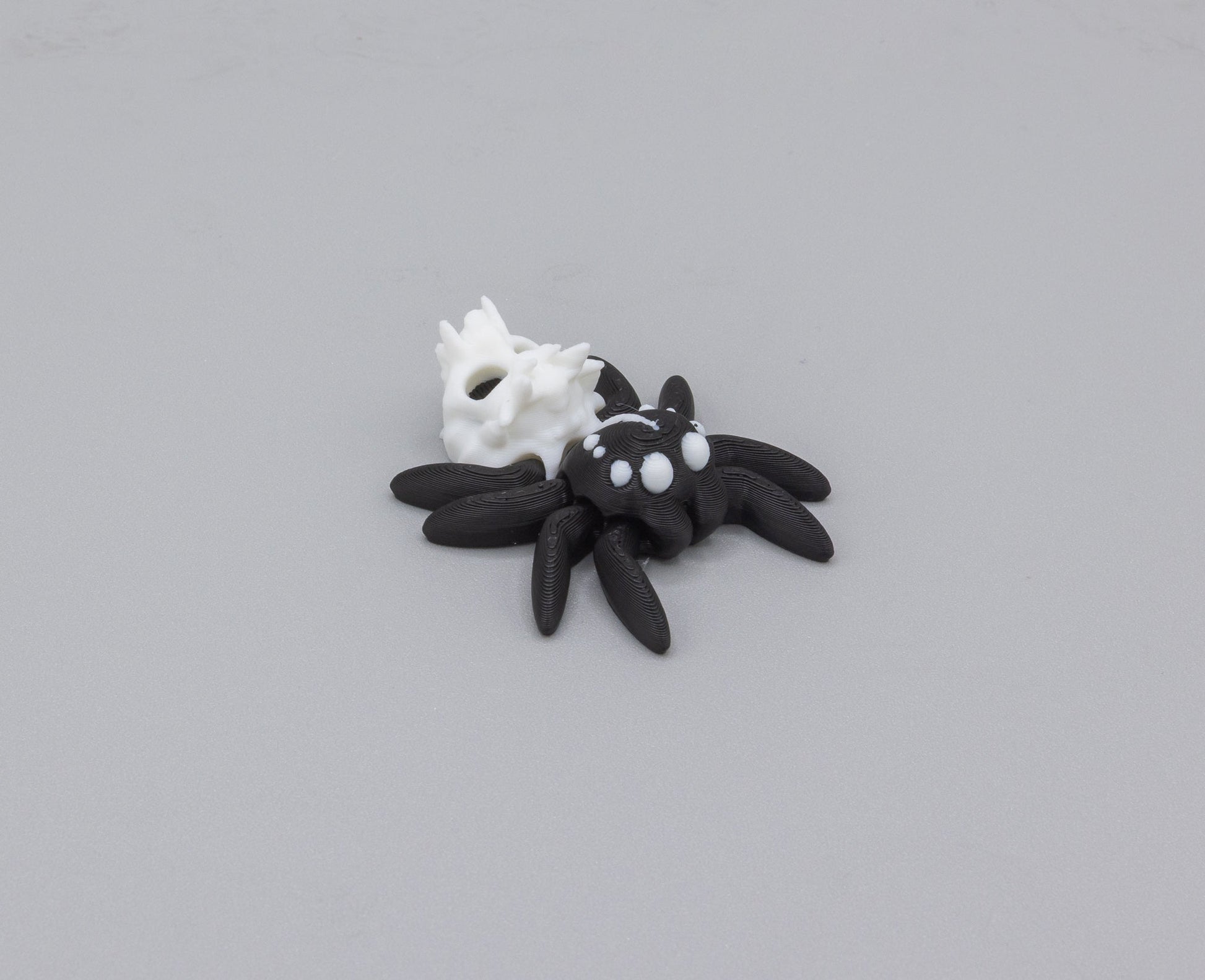 Tiny Spider Skull Hollow - articulated 3D printed figurine